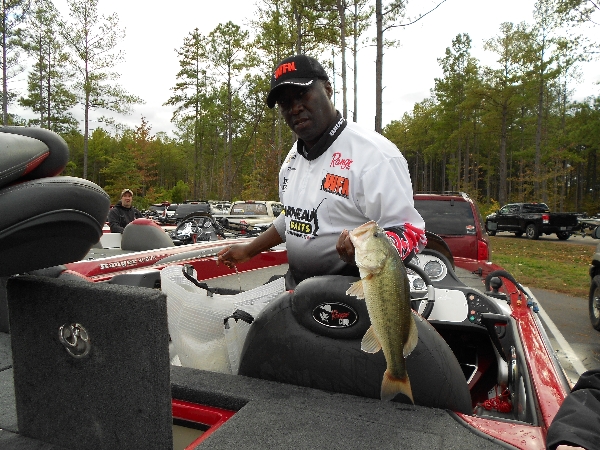 Tommy Robinson largemouth bass from livewell